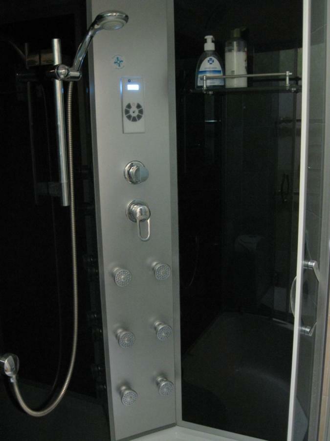 Private Apartment In Tallin Kültér fotó